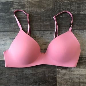 Victoria’s Secret Lightly Lined Wireless Bra